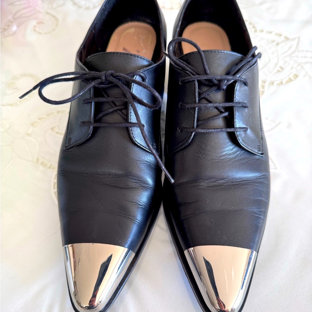 Zara woman’s black & silver metallic point toe flat leather shoes